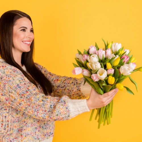 Buchet cu 25 lalele colorate