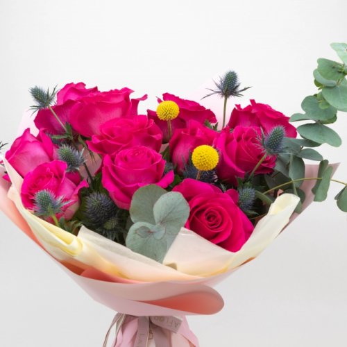 Buchet cu trandafiri fuchsia DESEO 11
