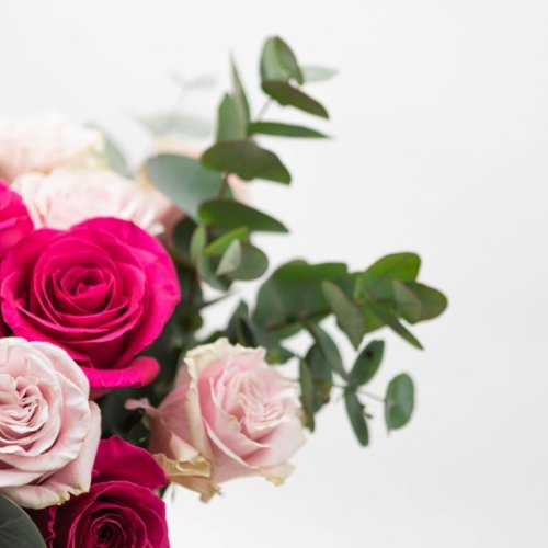 Cutie cu trandafiri DESEO BOX 21