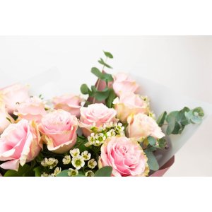 Buchet cu trandafiri roz SUEÑO 11